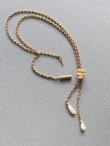画像7: レア　！　　アールヌーボーのマットエナメルの花と天然バロック真珠の9金ネックレス
