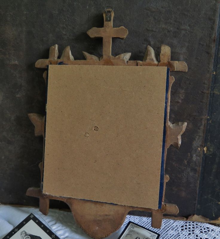 画像4: ハンドペイントの陶板（嘆きのマリア）付き 聖水盤